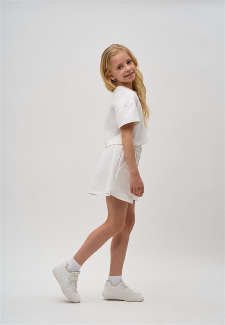 {{photo.Alt || photo.Description || 'Шорты'}}